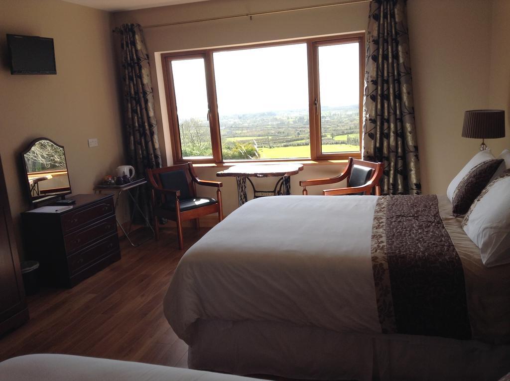 Benbulben Farmhouse B&B Drumcliff Habitación foto